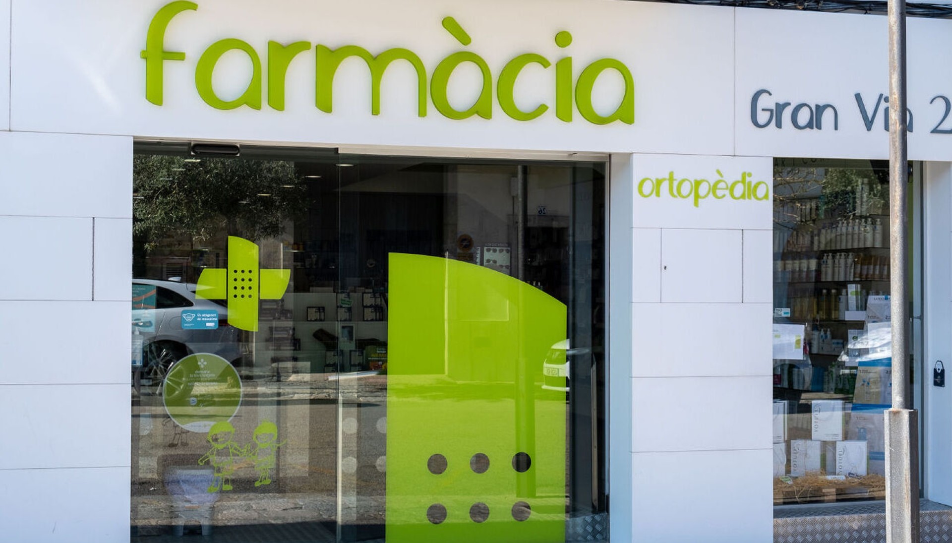 Farmacia 25